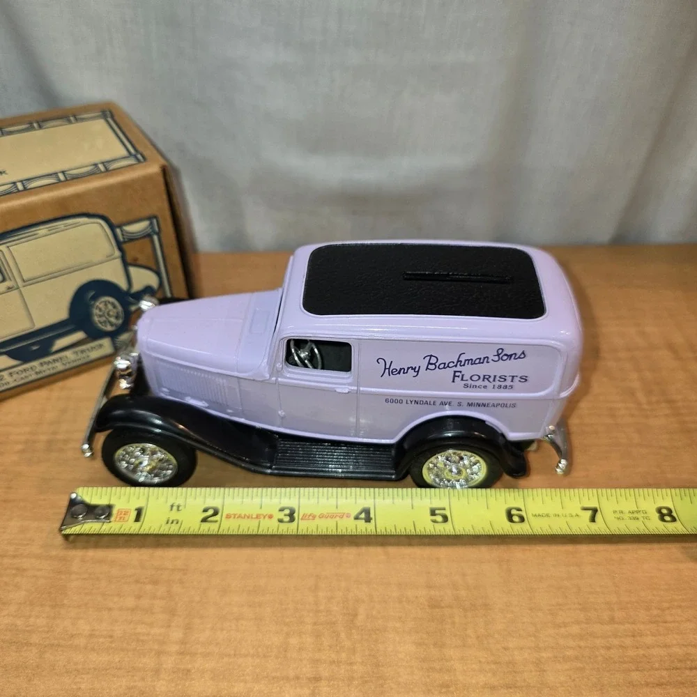 1932 Ford Panel Truck DieCast Henry Bachman Florists Minneapolis MN Florist Bank
